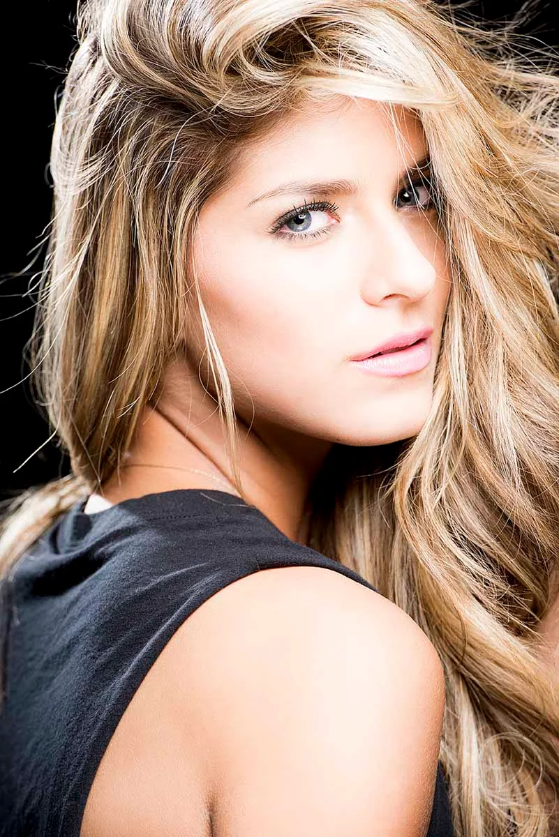 Laura Tobón - Fabian Medina Fotógrafo